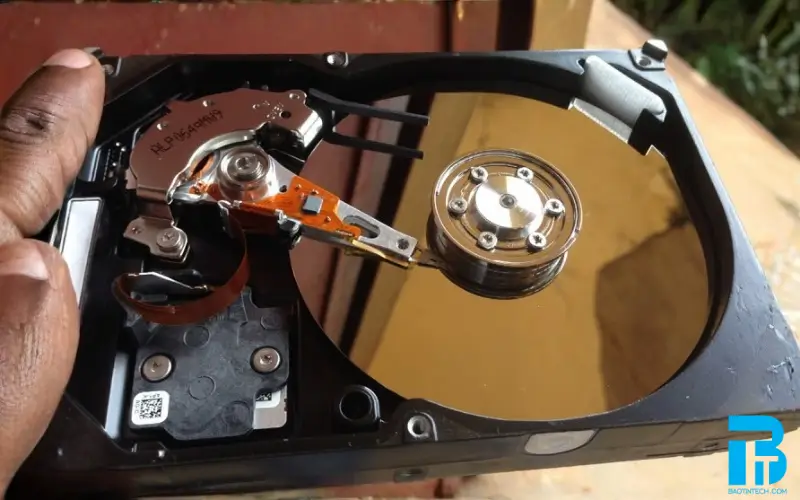 Đặc điểm của ổ cứng HDD