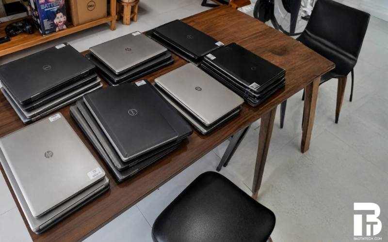 Triển khai laptop cũ cho nhân viên văn phòng? Nên hay không? Có nên triển khai laptop cũ cho nhân viên