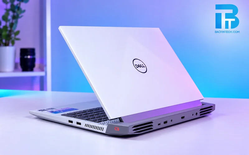 Laptop Dell thiết kế hiện đại phù hợp cho công việc chuyên nghiệp